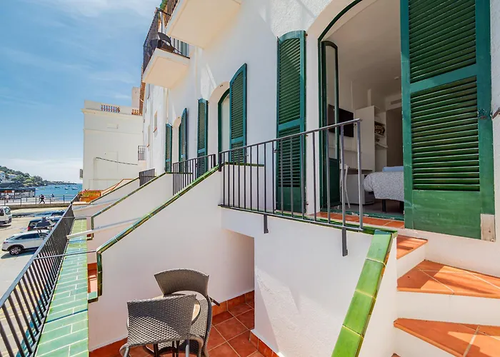 Hostal Marina Cadaques